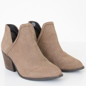 STEVE MADDEN Alibi Taupe Perforated Suede Ankle Bootie Women's Size 10